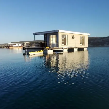 Kraalbaai Lifestyle House Boats Hotel Langebaan Exterior photo