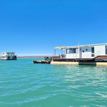 Kraalbaai Lifestyle House Boats Hotel Langebaan Exterior photo