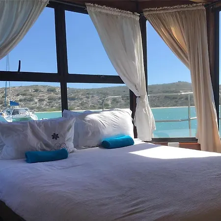 Kraalbaai Lifestyle House Boats Hotel Langebaan Exterior photo