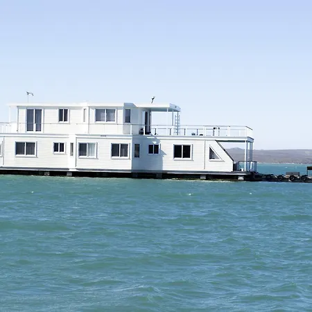Kraalbaai Lifestyle House Boats Hotel Langebaan Exterior photo