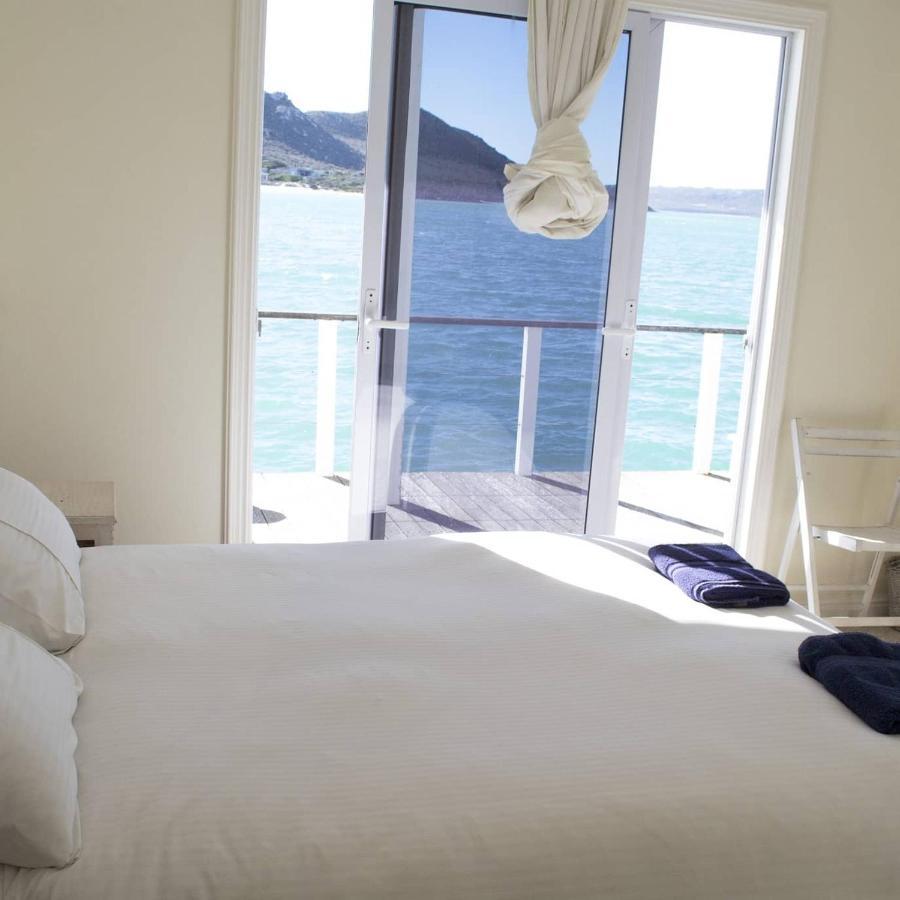 Kraalbaai Lifestyle House Boats Botel *