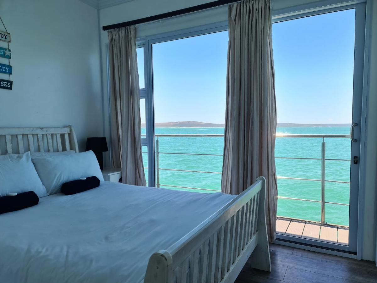 Kraalbaai Lifestyle House Boats Langebaan
