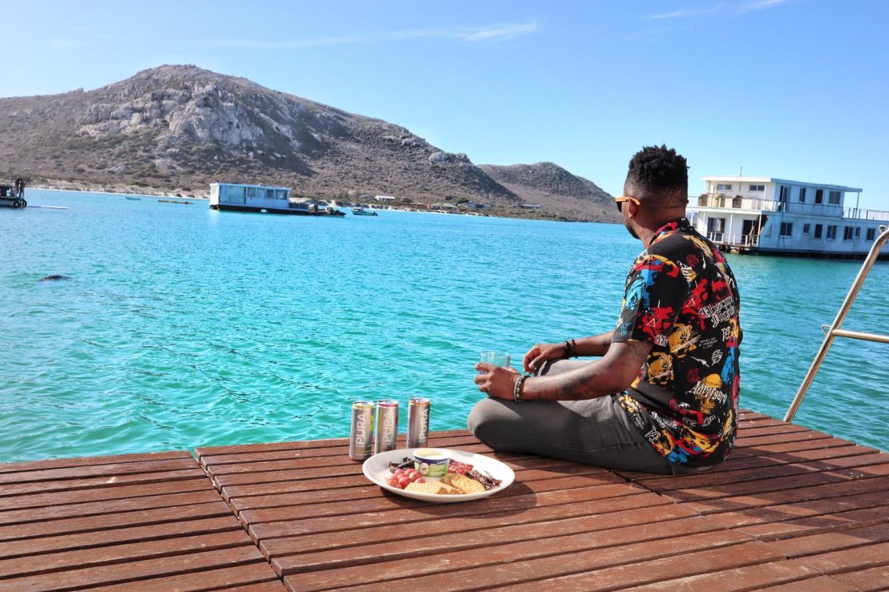 Botel Kraalbaai Lifestyle House Boats *