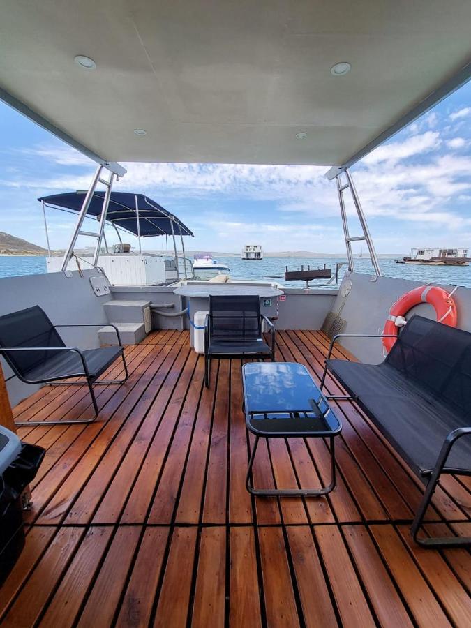 Kraalbaai Lifestyle House Boats Botel *