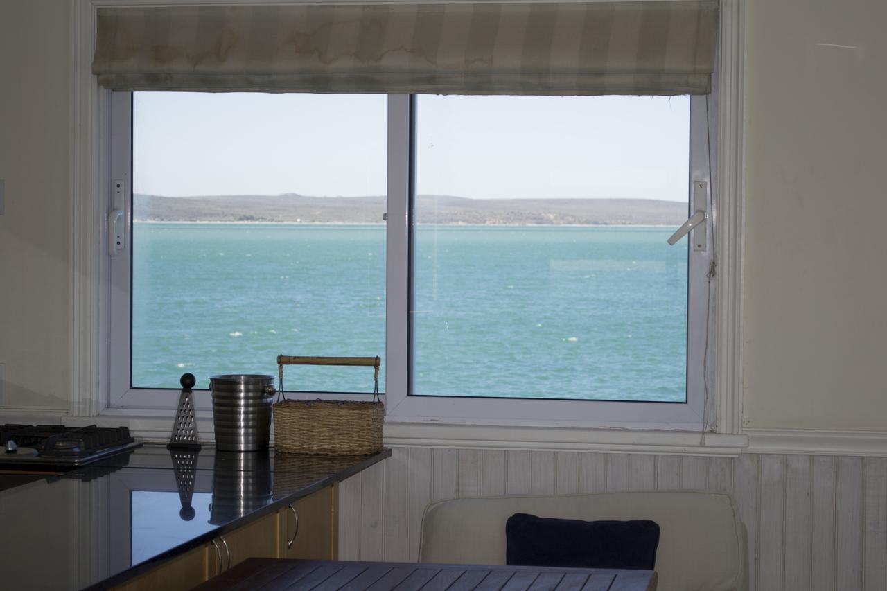 Kraalbaai Lifestyle House Boats Langebaan