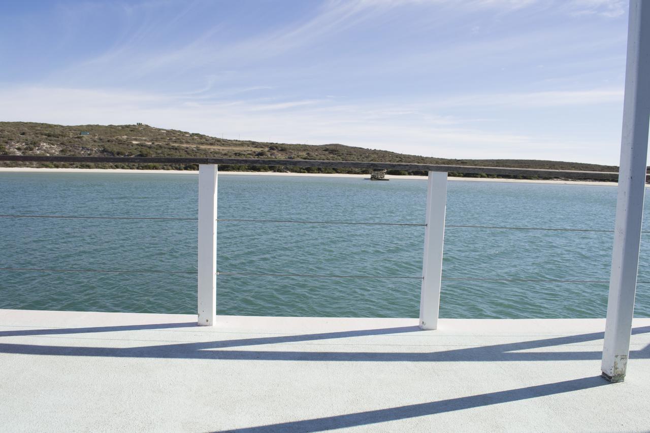 Kraalbaai Lifestyle House Boats * Langebaan
