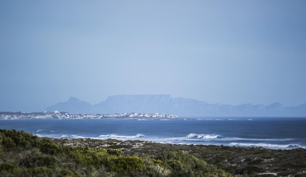 Kraalbaai Lifestyle House Boats Botel Langebaan