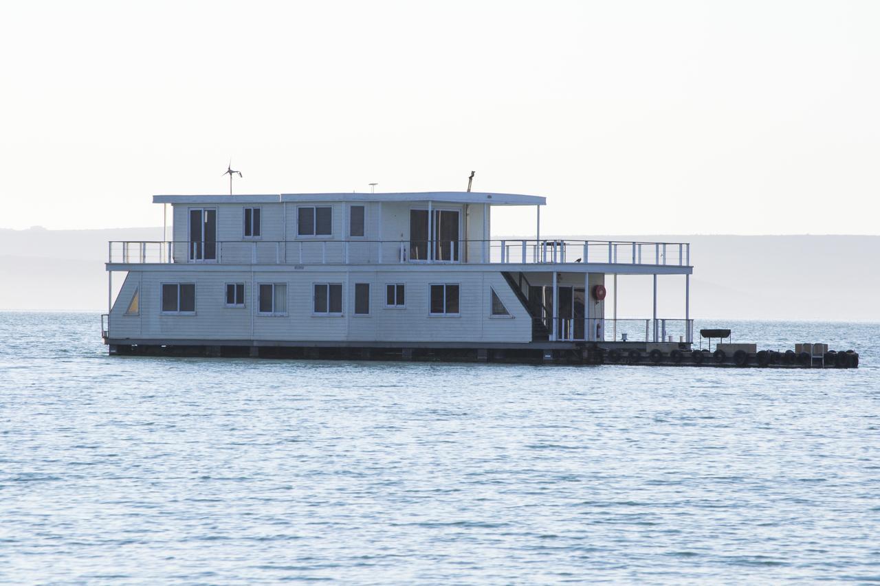 Kraalbaai Lifestyle House Boats Langebaan