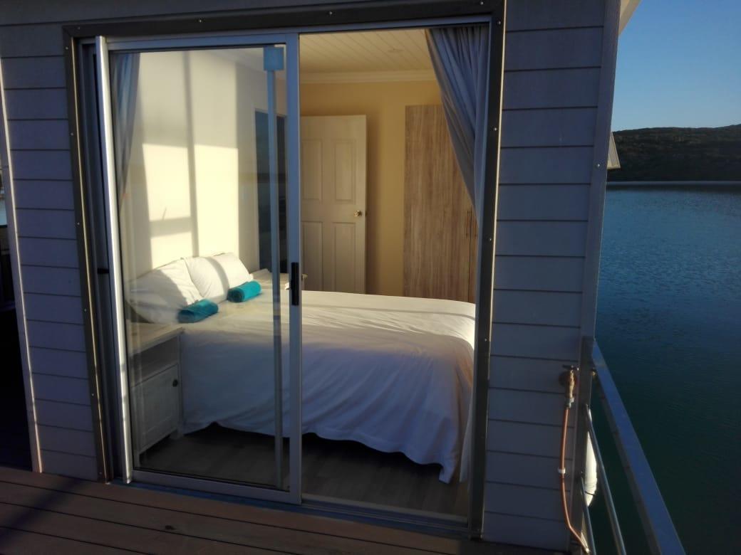 Botel Kraalbaai Lifestyle House Boats