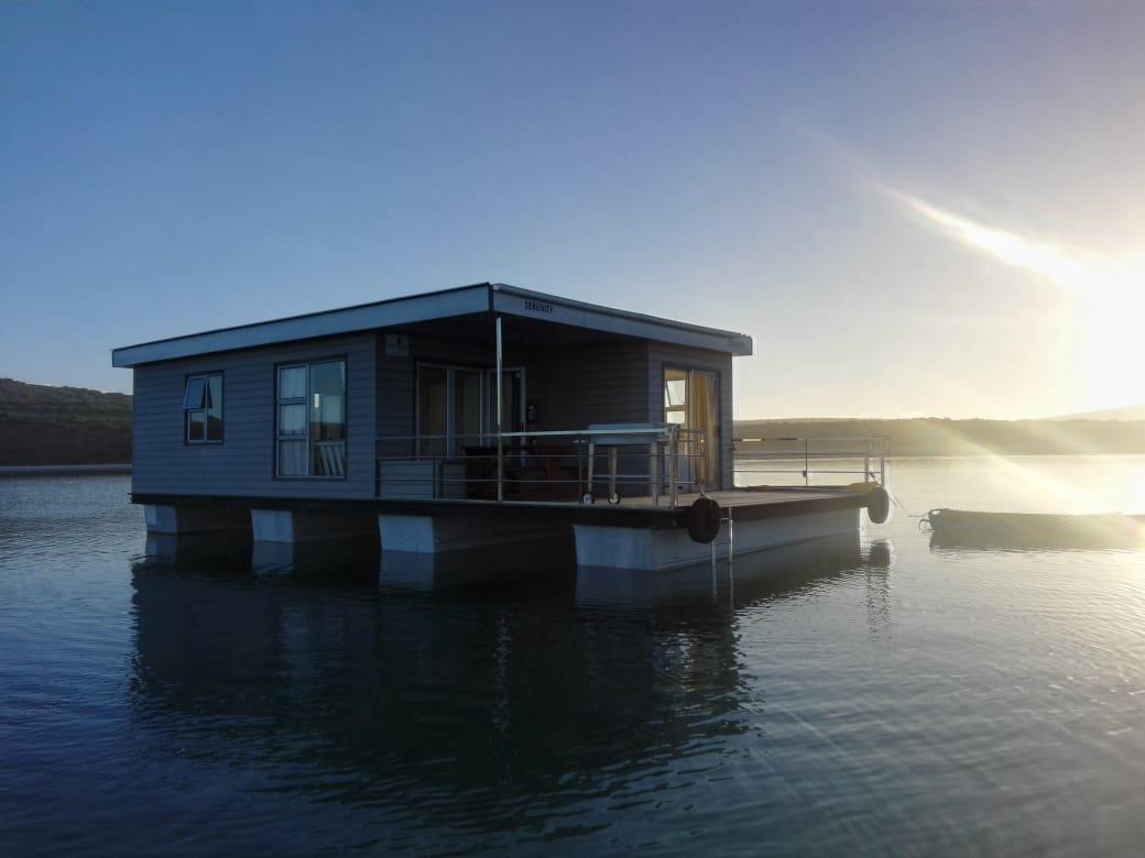 Kraalbaai Lifestyle House Boats * Langebaan