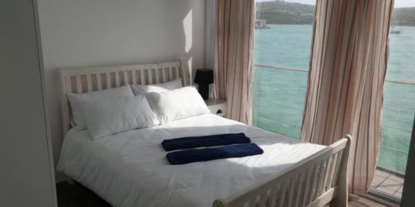Kraalbaai Lifestyle House Boats *